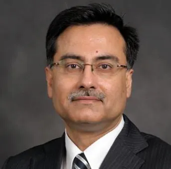 Dr Wasim Ahmed Lodhi, Consultant Gynaecologist